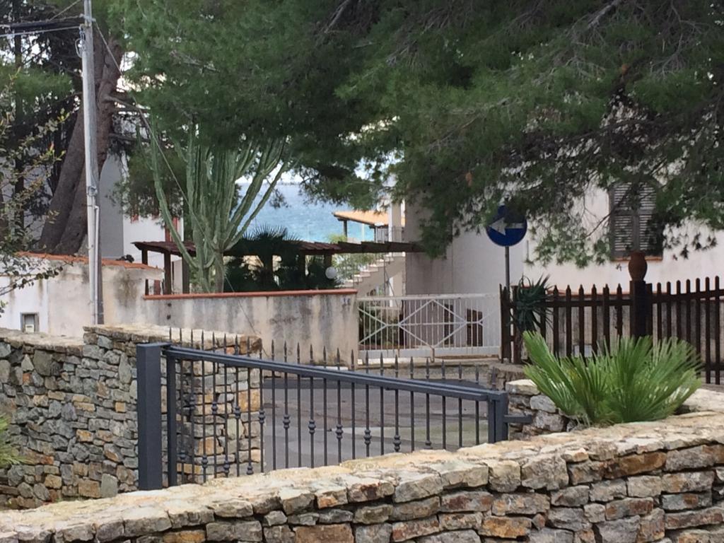 Villa Giuliana 산비토로카포 객실 사진